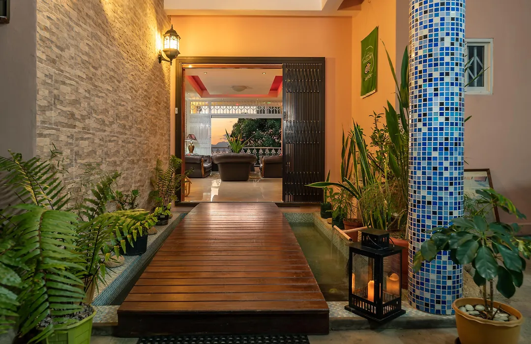 Glacis Heights Villa-1
